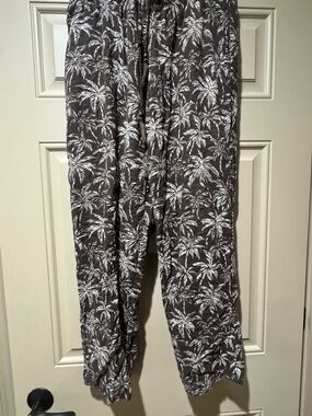 FAHERTY Palm-Print beach pant  in Brown